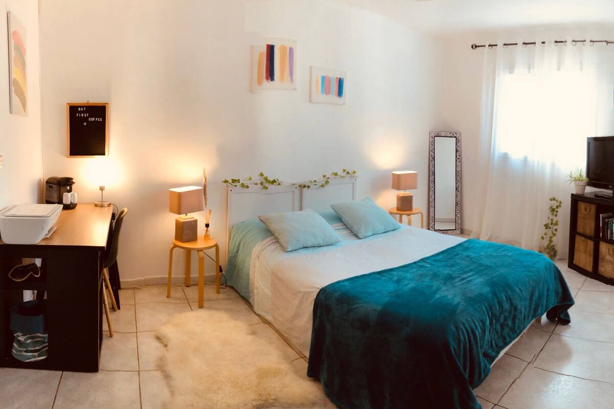 Business-Doppelzimmer | Businesscenter im Zimmer