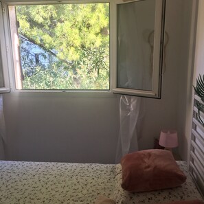 Wi-Fi gratuit, draps fournis