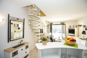 TV - Fisherman's house with 4 m mooring (Empuriabrava)