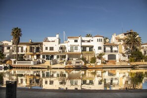 Exterior - Fisherman's house with 4 m mooring (Empuriabrava)