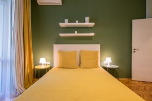 2 habitaciones, tabla de planchar con plancha, wifi y ropa de cama