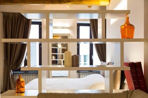 1 camera, ferro/asse da stiro, Wi-Fi, lenzuola