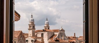 Carmini Canal View and balcony with Lift