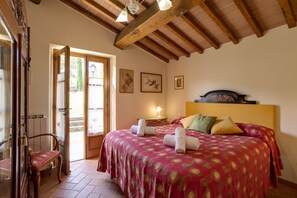 7 chambres, bureau, fer et planche à repasser, Wi-Fi gratuit