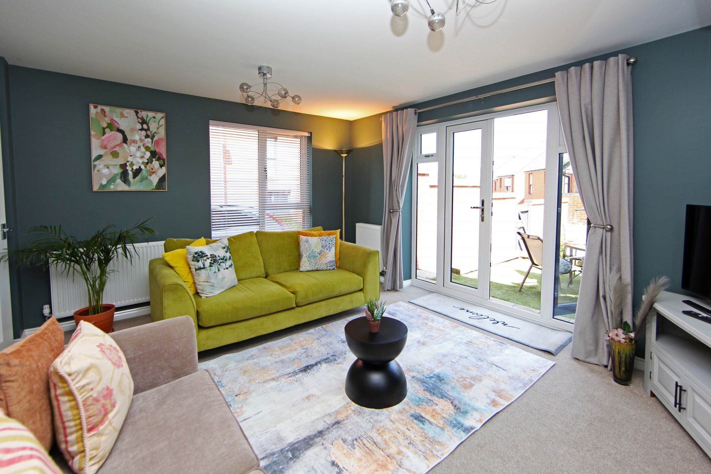 Executive House, 3 Bedrooms | Living area | Flat-screen TV
