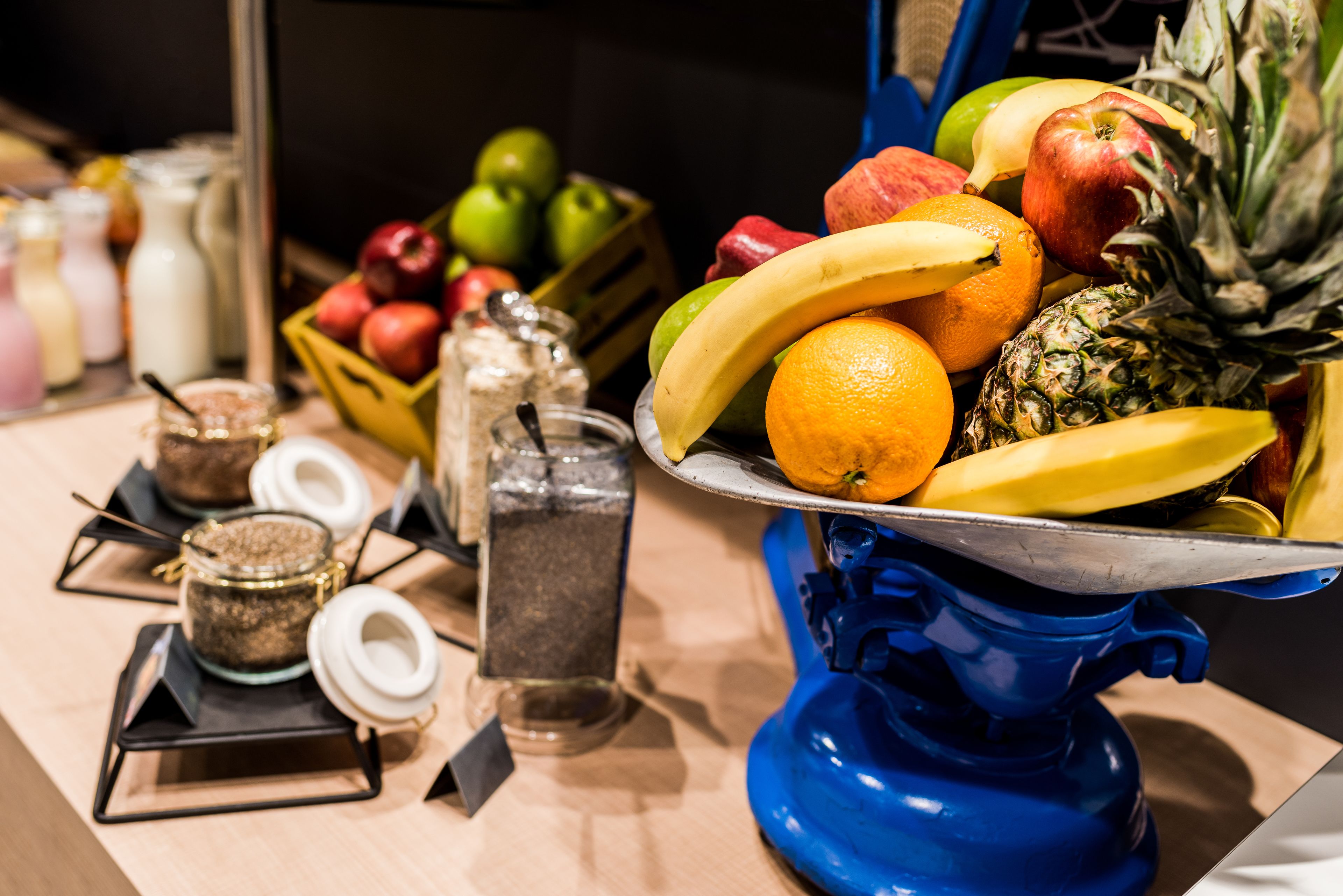 daily buffet breakfast (usd 10 per person)