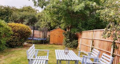 Beautiful, quite entire house in Laindon/Basildon