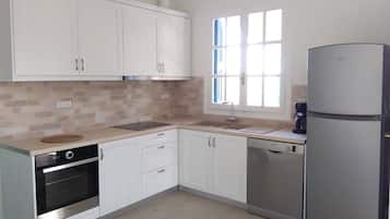 Comfort-Haus | Eigene Küche | Großer Kühlschrank, Ofen, Geschirrspüler