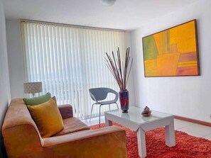 TV connectée, table de tennis de table