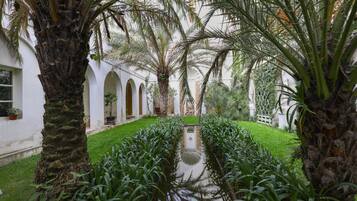 Enceinte de lâhĂ©bergement