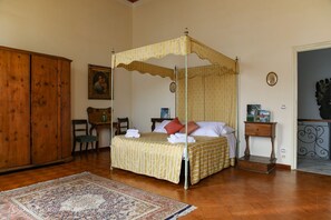 4 chambres, bureau, fer et planche à repasser, Wi-Fi