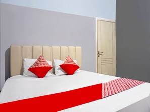 Suite Deluxe | 1 habitación, escritorio, wifi gratis y ropa de cama 