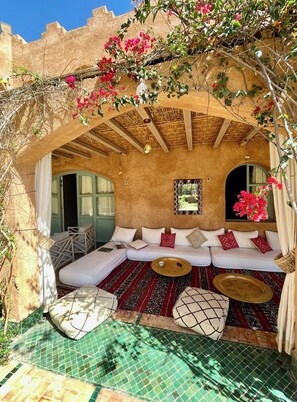 Svit Deluxe (Moroccan Suite) | Terrass/Patio