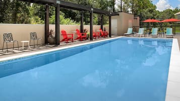 Utomhuspool