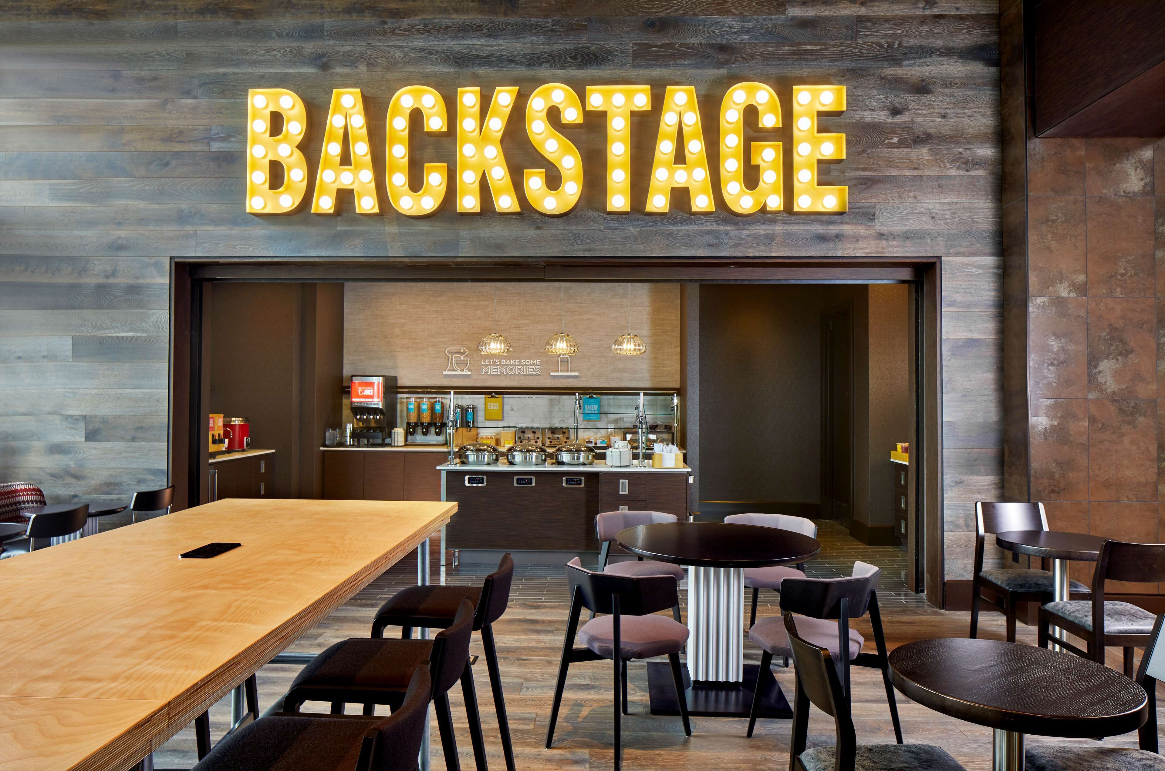 包含每日外带式早餐