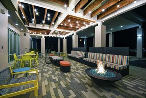 Terrace/patio - Home2 Suites by Hilton Lawrenceville Atlanta Sugarloaf, GA (Lawrenceville)