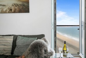 Smart-TV, Bücher