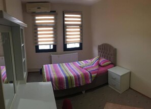 Standard Twin Room | Free WiFi, bed sheets - Saral Apart (Atakum)