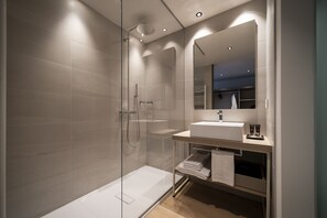 Standard Room | Bathroom - Be Place (Trento)