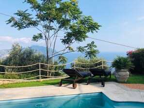 Piscina externa