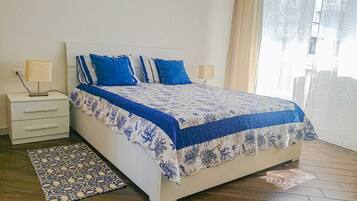 1 chambre, fer et planche Ă repasser, Wi-Fi, draps fournis