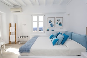 4 chambres, coffres-forts dans les chambres, fer et planche Ă repasser