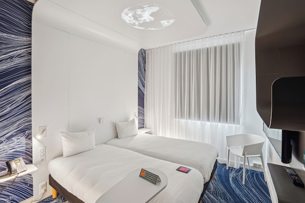 Habitación estándar, 2 camas individuales | Escritorio, espacio para trabajar con laptop y insonorización 