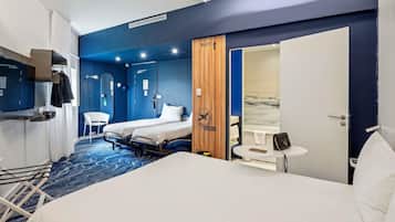 Family Room, Multiple Beds