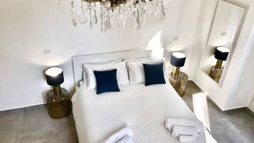 2 bedrooms, iron/ironing board, travel crib, free WiFi