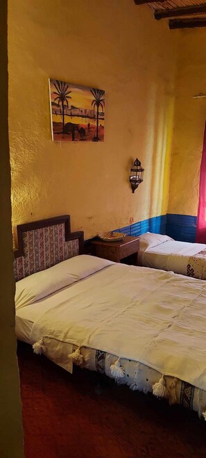 Fyrbäddsrum - 2 dubbelsängar | Gratis wi-fi och sängkläder