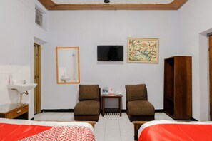 Suite familiar | Escritorio, wifi gratis, ropa de cama