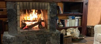 Nature and Mt. Grotter og strand. Nå med wifi. 