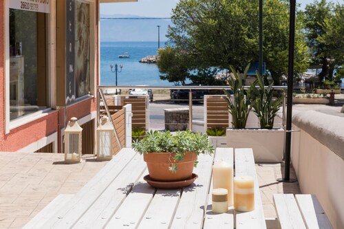 Ipsos Beach Studios By Konnect