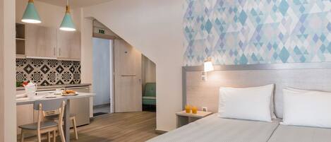 In-room safe, iron/ironing board, free WiFi, bed sheets