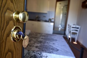 1 غرفة نوم وسرير سفر وواي فاي مجانًا وملاءات أسرّة