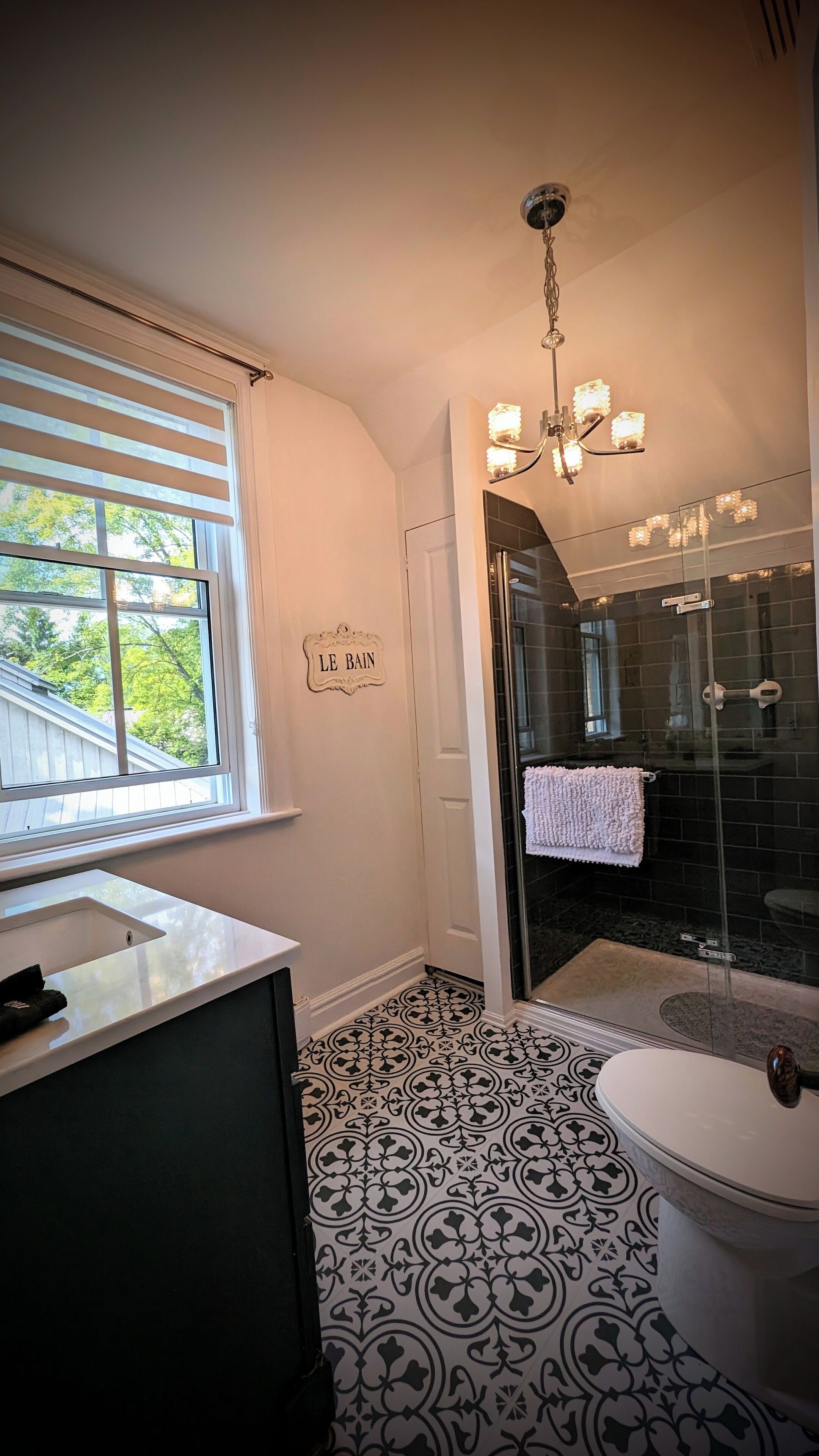 Paris Nights Champagne Suite - King Bedroom | Bathroom
