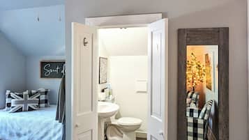 Premium bedding, memory-foam beds, iron/ironing board, free WiFi