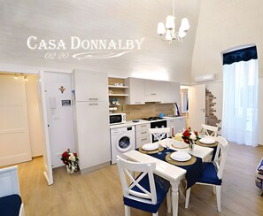 Dining - Donnalby First Floor House with Terrace (Monopoli)