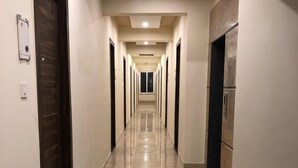 Unclassified image, 2 of 50, button - Hotel Yashpadam Continental (Prayagraj)