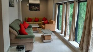 Unclassified image, 4 of 50, button - Hotel Yashpadam Continental (Prayagraj)