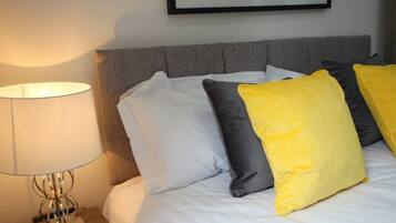 Bügeleisen/Bügelbrett, WLAN, Bettwäsche