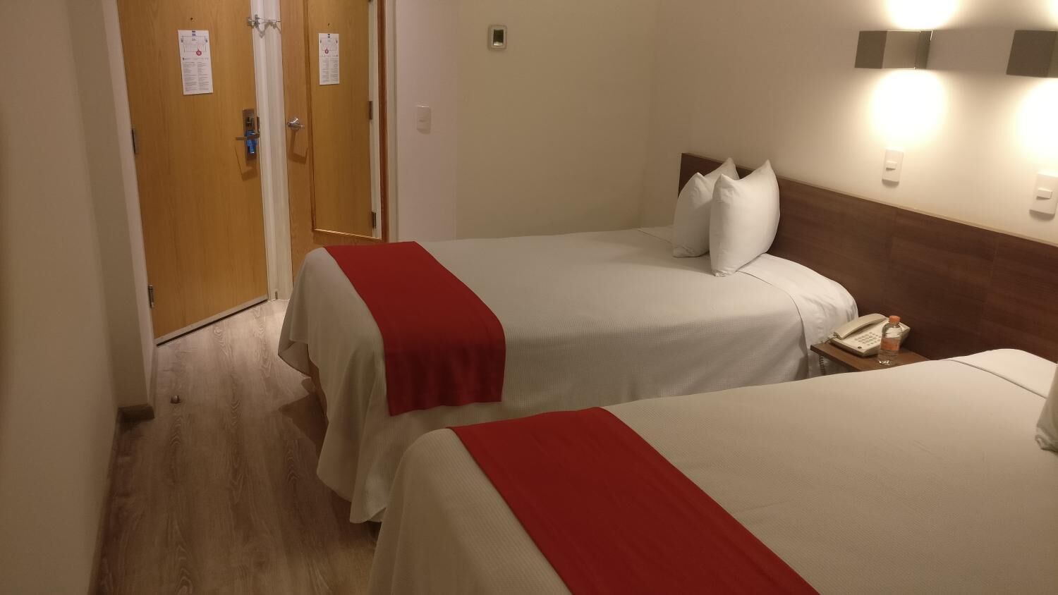 in-room safe, desk, laptop workspace, blackout curtains