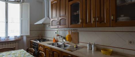 Microwave, oven, dishwasher