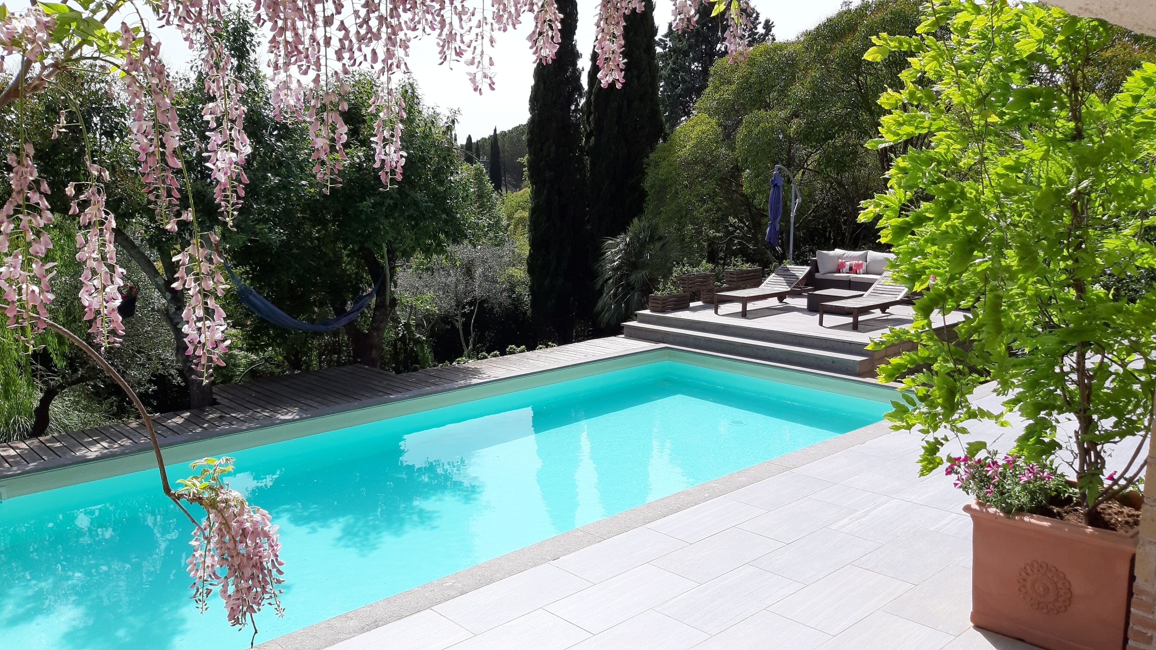 Sandra Exclusive Guest House with a private Pool