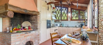 Villa Gino 8+2, Emma Villas