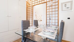 Apartment (1 Bedroom) | Bahagian dalam
