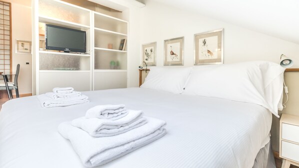 公寓 (1 Bedroom) | 1 間睡房、熨斗/熨衫板、嬰兒床 (收費)、免費 Wi-Fi