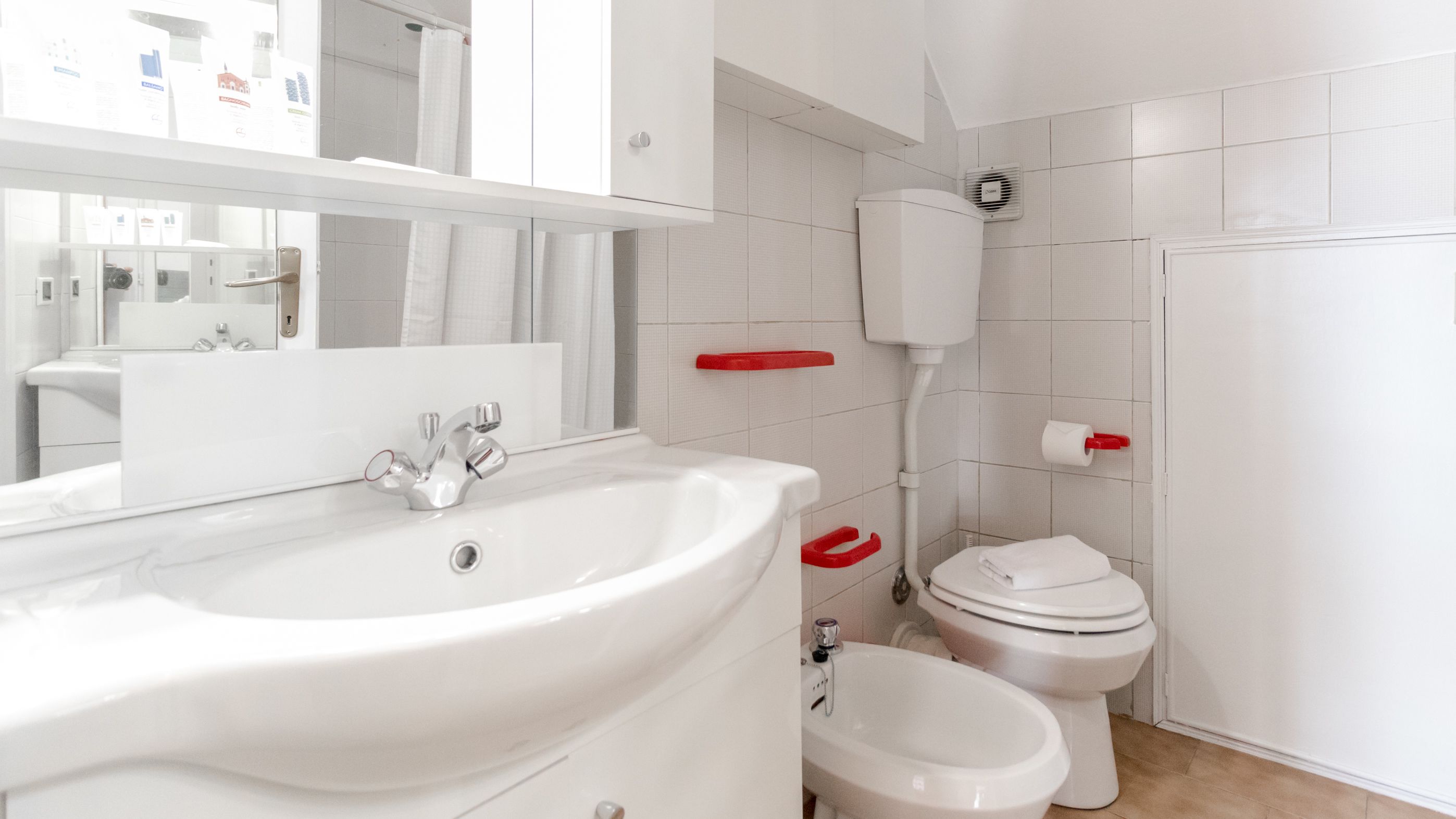 公寓 (1 Bedroom) | 浴室 | 浴缸、風筒、坐浴桶、提供毛巾