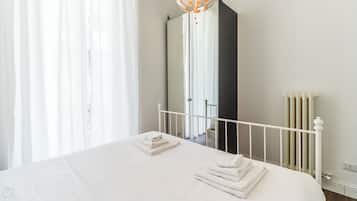 Apartamento (2 Bedrooms) | 2 dormitorios y espacio para trabajar con un portátil