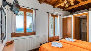 2 makuuhuonetta, silitysrauta/-lauta, Wi-Fi, vuodevaatteet